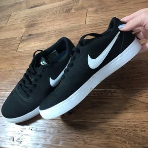 Nike Solarsoft SB shoes